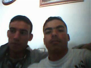 es yassine+ismael=amigos del pueplo